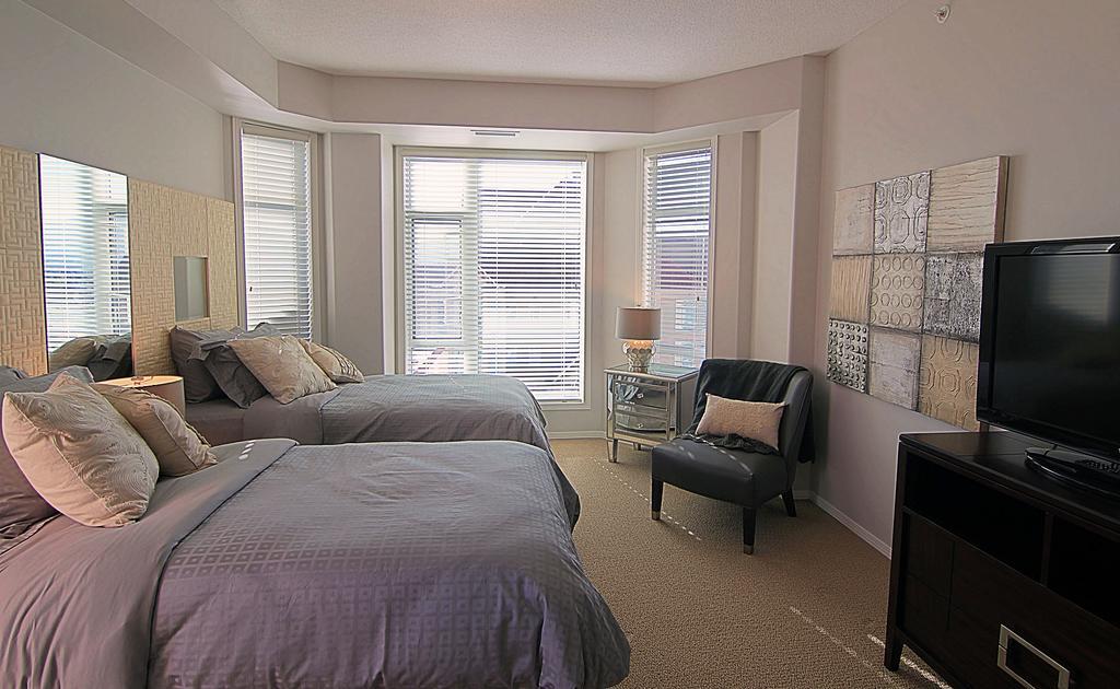 Sunset Waterfront Resort By Kelownacondorentals 외부 사진