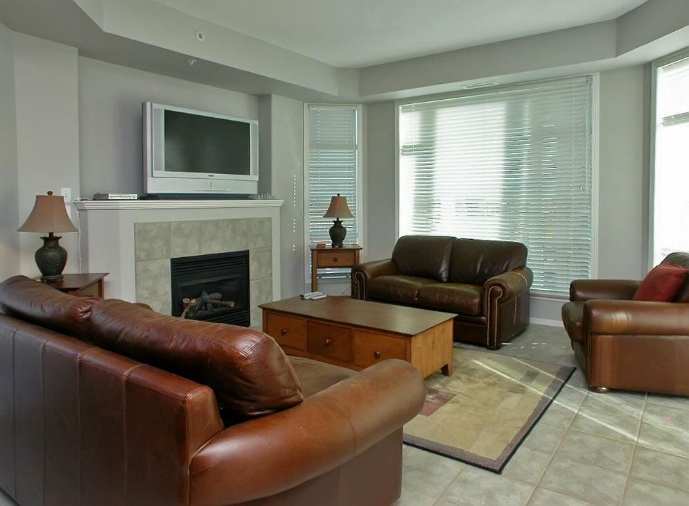 Sunset Waterfront Resort By Kelownacondorentals 외부 사진