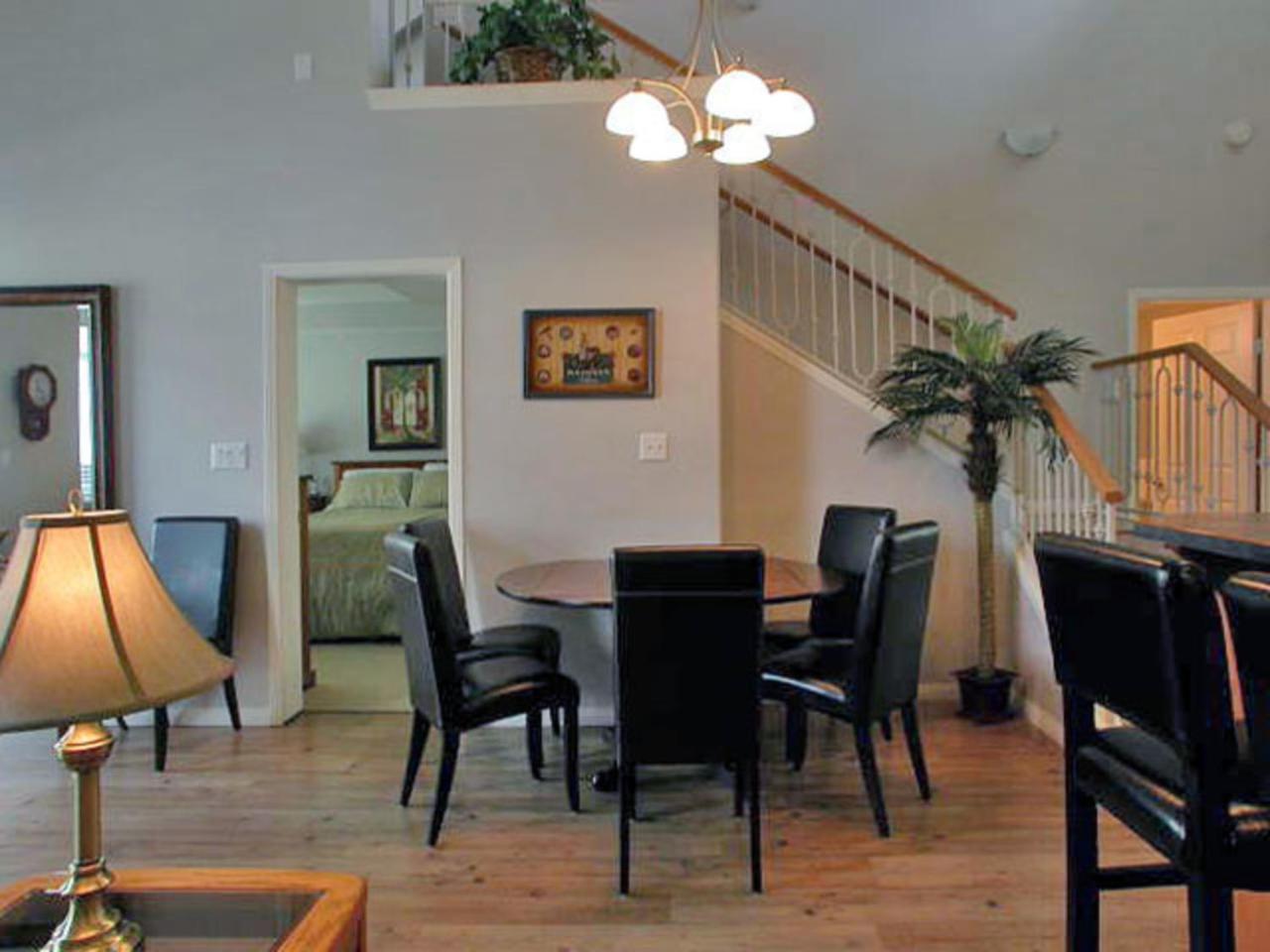 Sunset Waterfront Resort By Kelownacondorentals 외부 사진