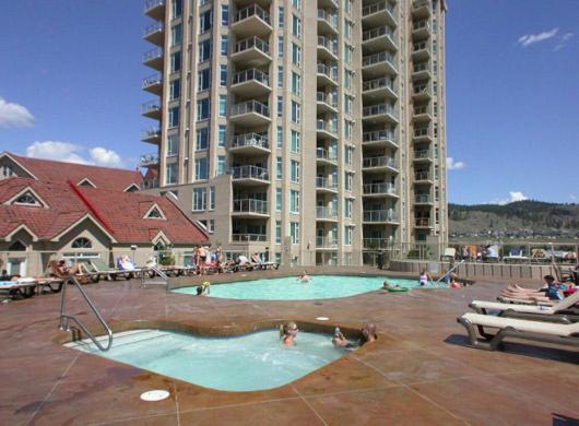 Sunset Waterfront Resort By Kelownacondorentals 외부 사진